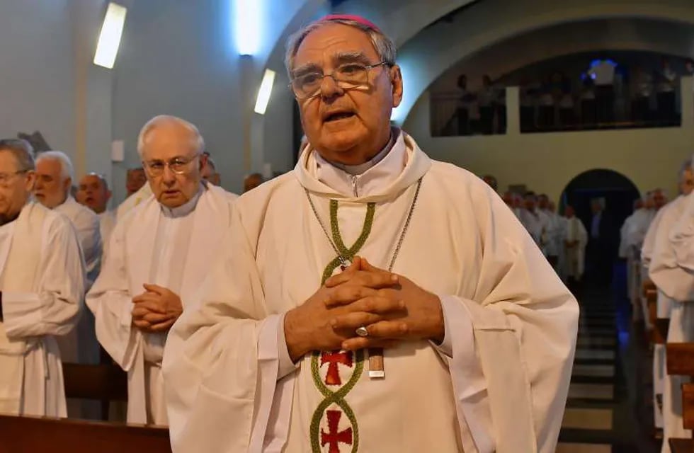 Oscar Ojea, obispo de San Isidro y presidente de la Conferencia Episcopal Argentina - Clarín