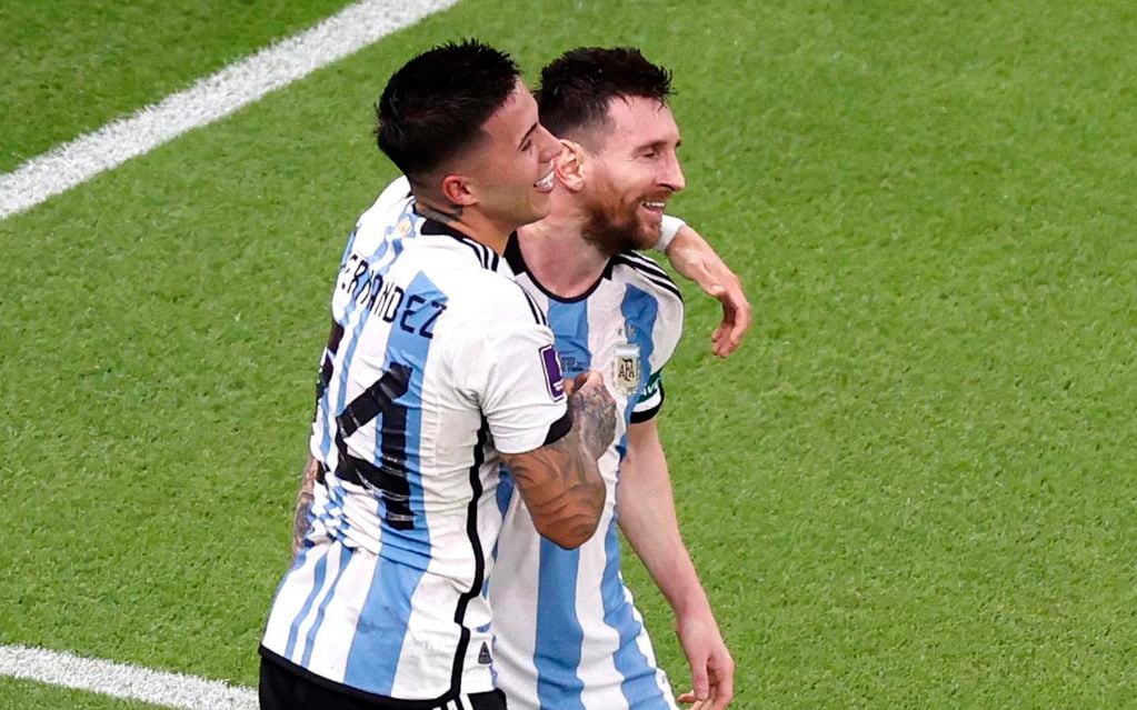Enzo Fernández y Lio Messi, las figuras de Argentina en la victoria ante México. / EFE 
