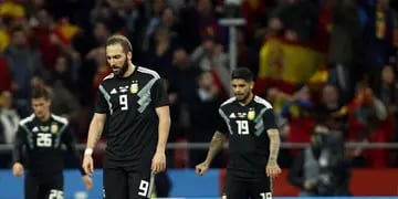 La dura caída ante España puso en duda a jugadores que parecían ser fija para Rusia 2018. Sampaoli debe replantearse muchas cosas. 