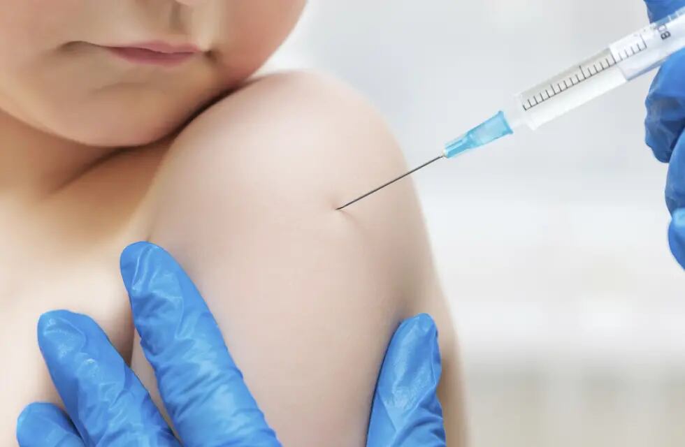 Padres de chicos con comorbilidades exigen la llegada de una vacuna contra el Covid-19 para sus hijos. (Imagen ilustrativa)