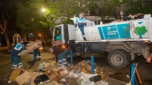 Limpieza de Plaza Independencia