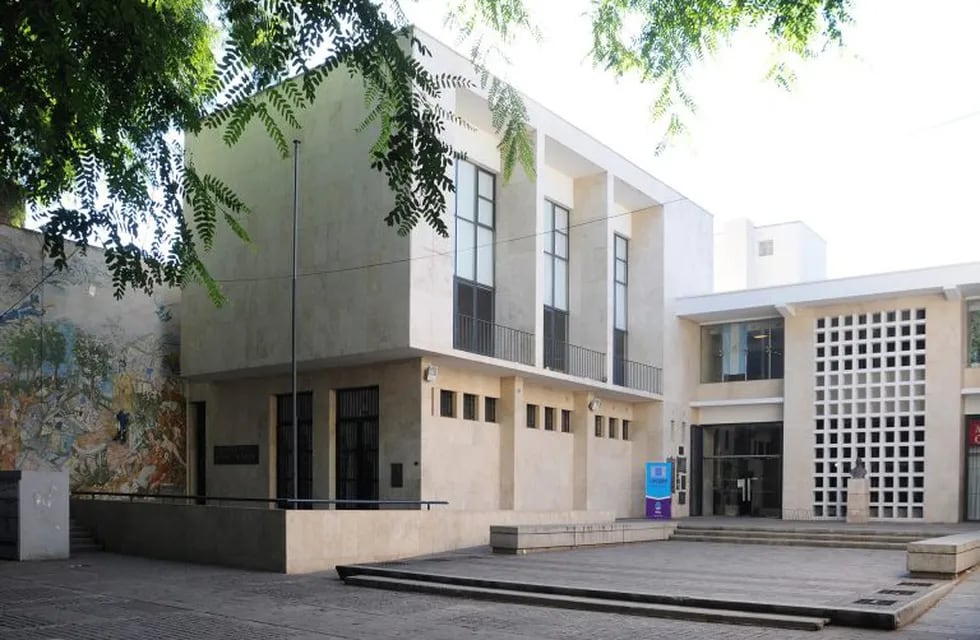 Biblioteca Pública San Martín de Mendoza.
