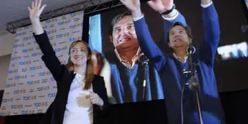Reelecto. La candidata a gobernadora, Anabel Fernández Sagasti, viajó a San Rafael para celebrar con Emir Félix. Va por su tercer mandato Gentileza