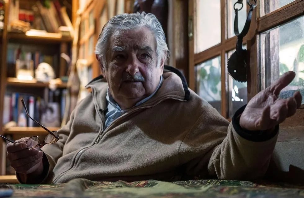 Incertidumbre por la sucesión de Mujica 