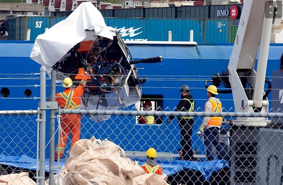Los restos del sumergible Titan llegaron a Canadá. Foto: Dataworld
