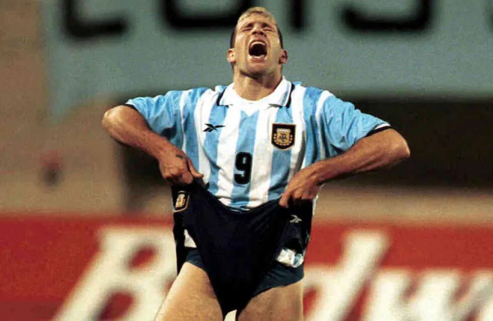 El 4 de julio de 1999, por la Copa América, Martín Palermo erró tres penales ante Colombia. Entró en la historia negra de la Selección Argentina. / LOS ANDES.