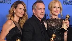 Jean-Marc Vallée junto a Laura Dern y Nicole Kidman. "Big Little Lies" fue un fenómeno televisivo en HBO.