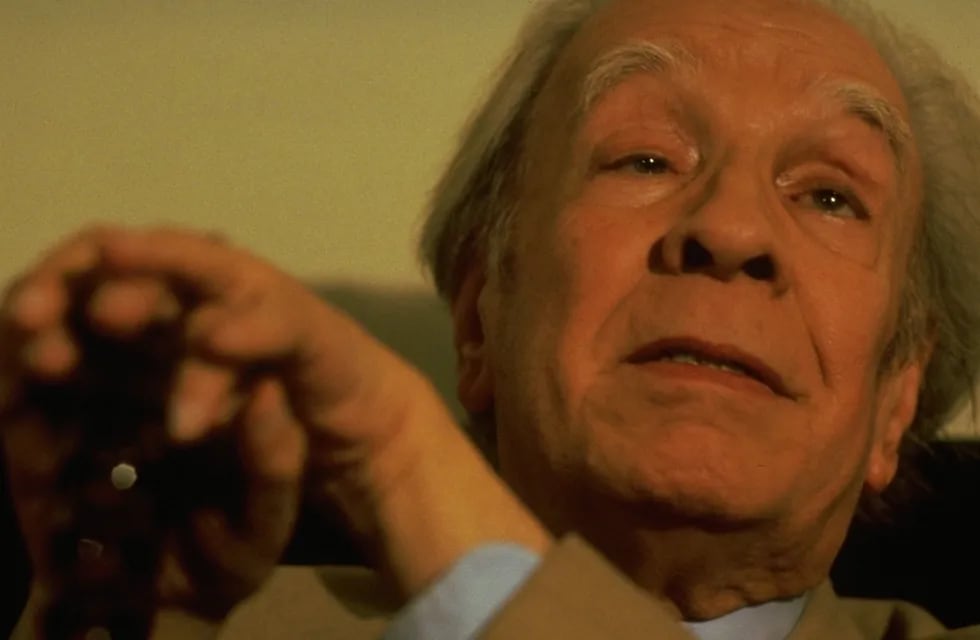 Jorge Luis Borges, una de las máximas figuras de la literatura en habla hispana (Archivo / Clarín)