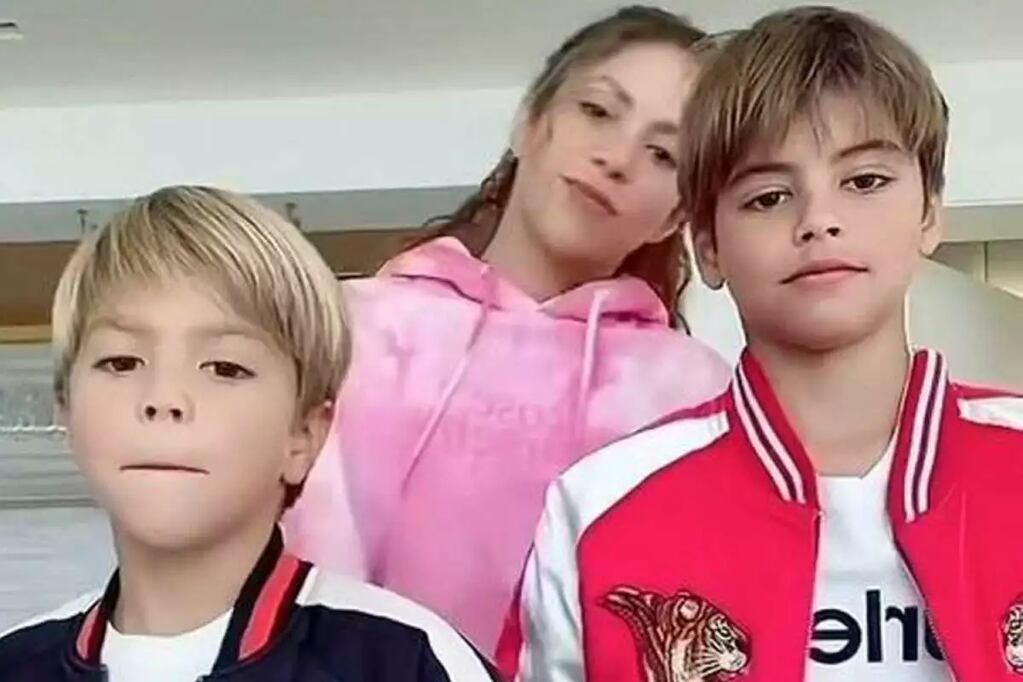 Shakira y sus hijos.