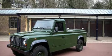 Land Rover Defender TD5 130 modificado por el propio principe Felipe