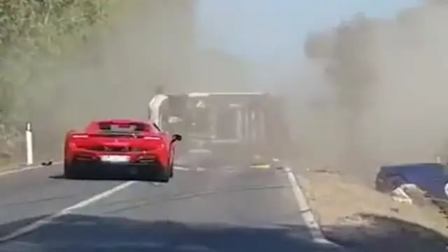 Una pareja murió tras un choque entre un Ferrari y un Lamborghini