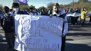 Protesta de alumnos del Liceo Agrícola
