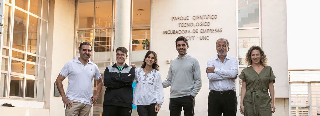 Investigadores de la Universidad Nacional de Córdoba (UNC) desarrollaron una vincha que reduce el dolor de cabeza, causado por la migraña, en un 75%