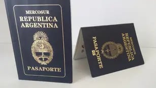 DNI y pasaportes. (La Voz)