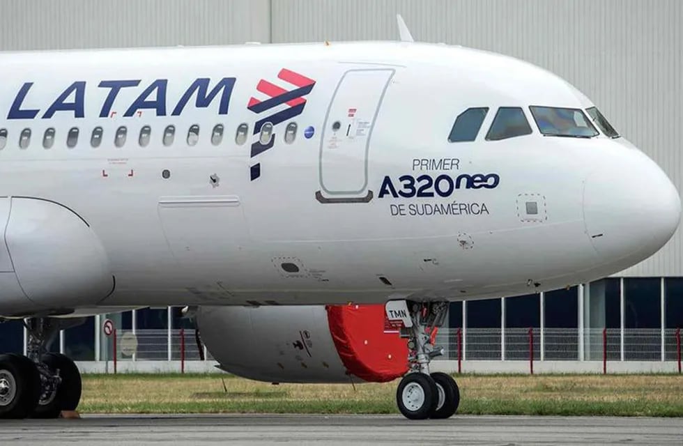 El último avión de Latam que quedaba en Argentina ya dejó el país. - Imagen ilustrativa
