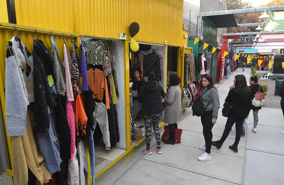 Las ventas en comercios minoristas registraron una caída del 28,5% .
Foto: José Gutierrez  / Los Andes