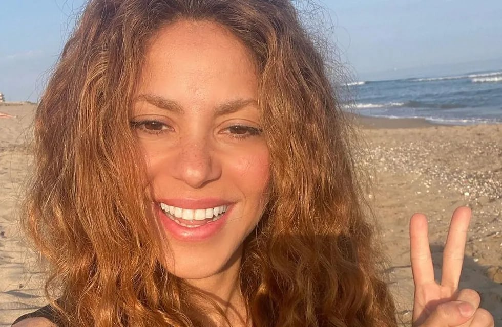 Shakira en la playa, ¿con nuevo romance?. (Foto de Instagram @shakira)