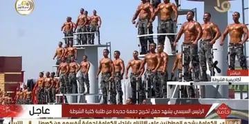 Desfile excéntrico de la Policía de Egipto
