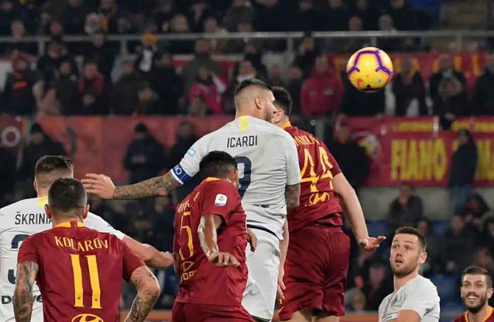 Roma e Inter empataron 2-2 en un gran partido