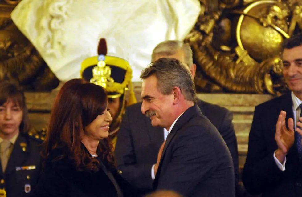 Agustín Rossi y Cristina Fernández de Kirchner (DYN / Archivo)