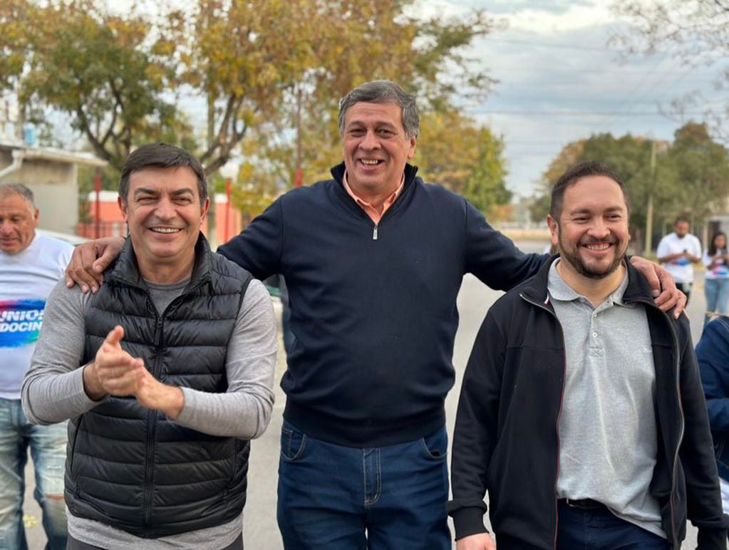 Omar De Marchi, Daniel Orozco y Martín Bustos en campaña. Foto: Gentileza