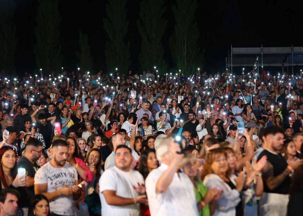 Stevanato disfrutó la Vendimia junto al público. Foto: Prensa Maipú