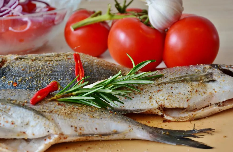 Algunos pescados contienen grasas saludables y Omega 3.