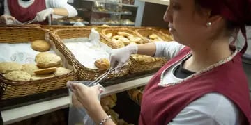 El próximo. Los panaderos analizan otro aumento de sus productos Ignacio Blanco / Los Andes