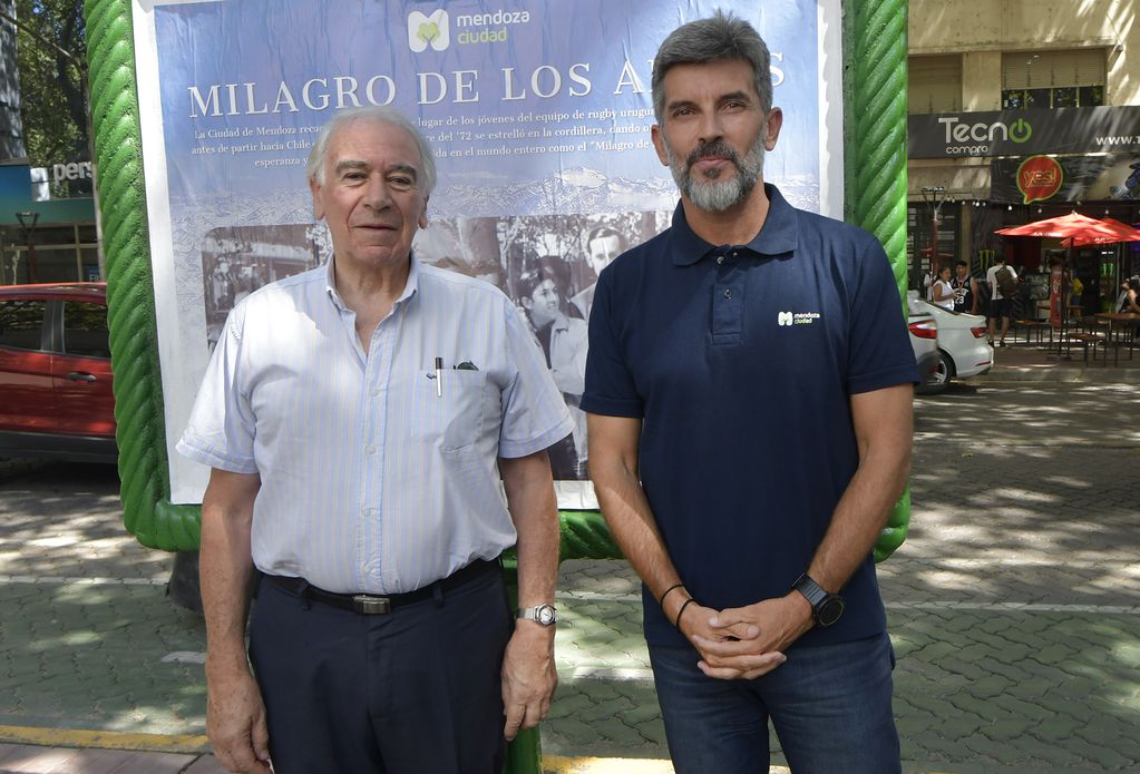 El cónsul de Uruguay, Homero Pineda, junto al intendente Ulpiano Suárez.
Foto: Orlando Pelichotti
