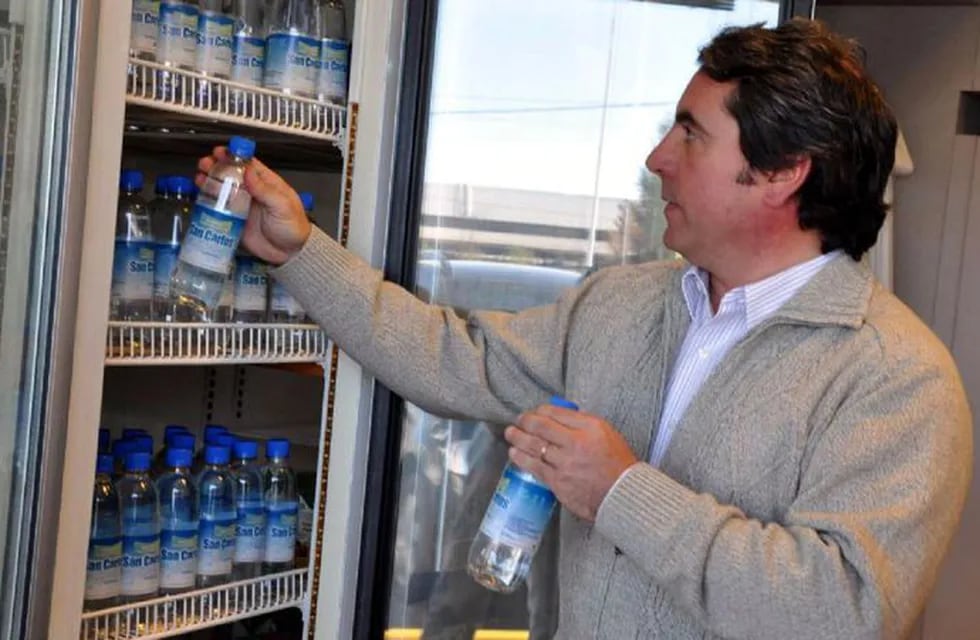 En 2013, San Carlos comenzó a comercializar su propia marca de agua mineral.