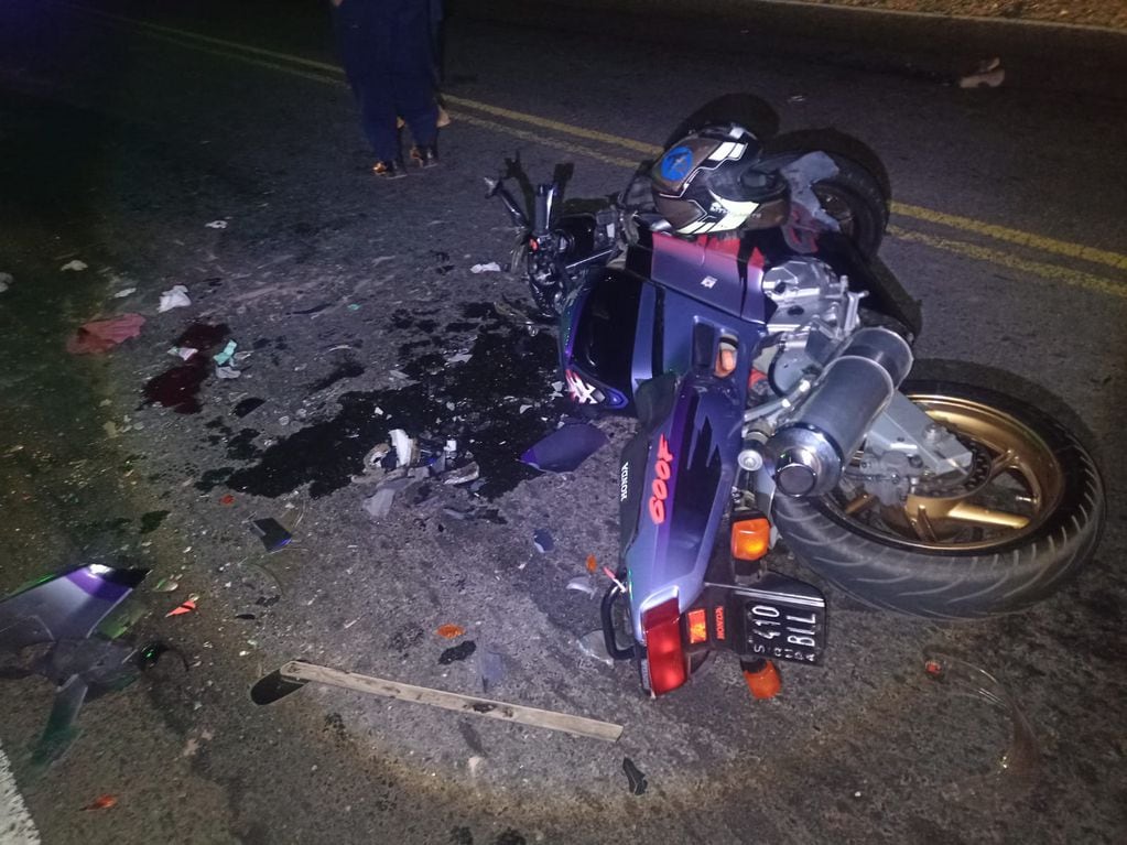 Un auto giró en U y chocó a una moto. Foto Ministerio de Seguridad.