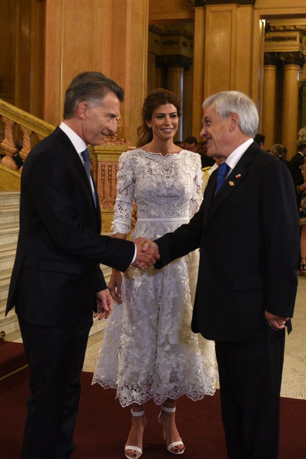 
Mauricio Macri saluda a Sebastián Piñera, presidente de Chile
