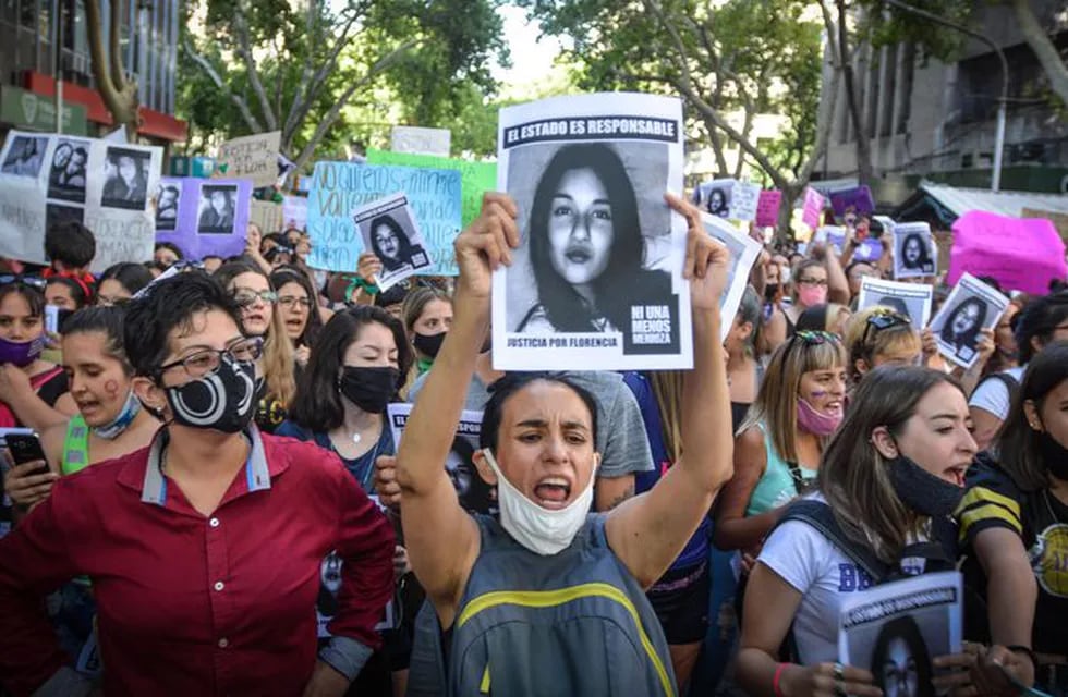 Una de las marchas en pedido de Justicia por Florencia Romano. Nicolás Ríos / Los Andes