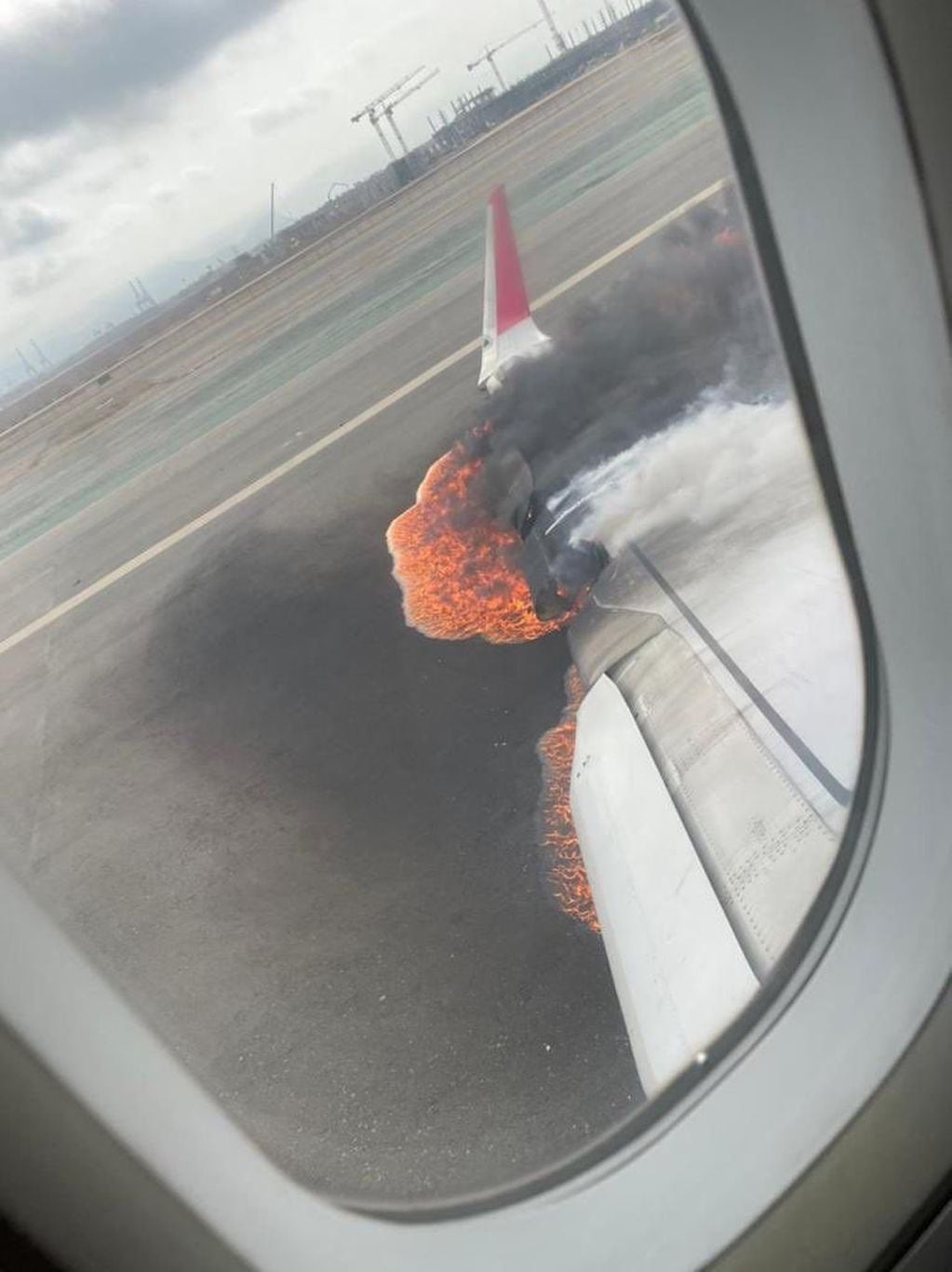 Los pasajeros compartieron imágenes del accidente.
