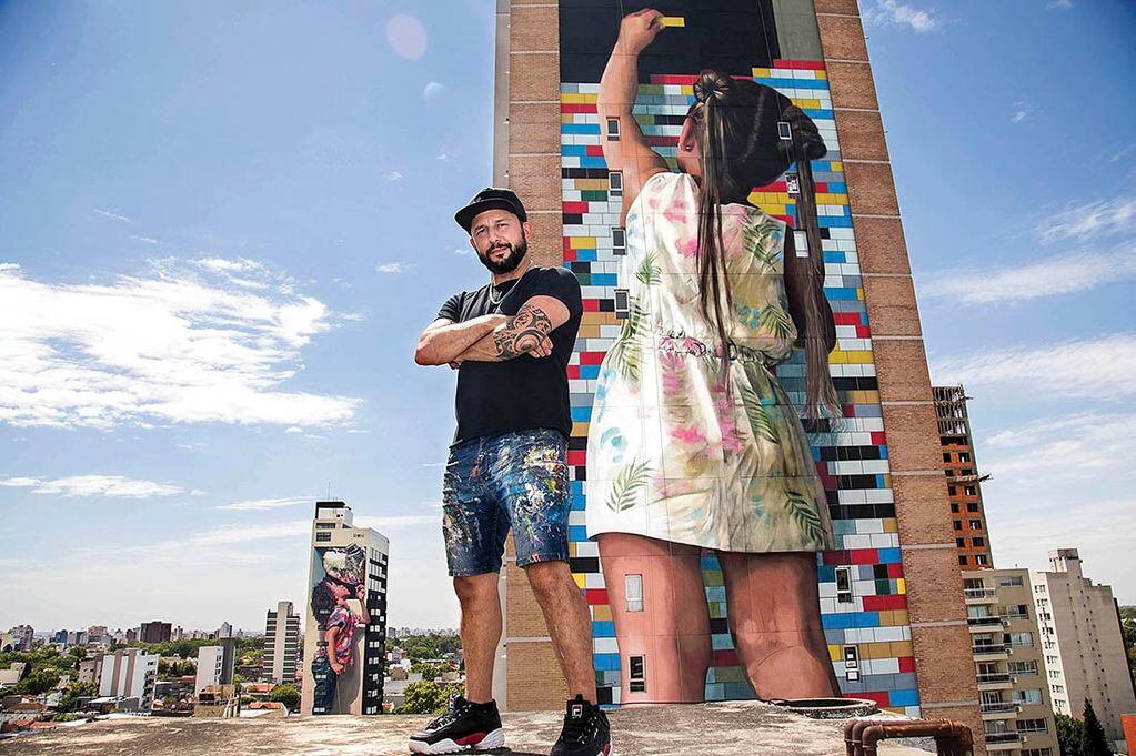 Este mural es el más alto del país, y se encuentra en Bernal, provincia de Buenos Aires