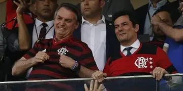 Bolsonaro polémico en el regreso del fútbol