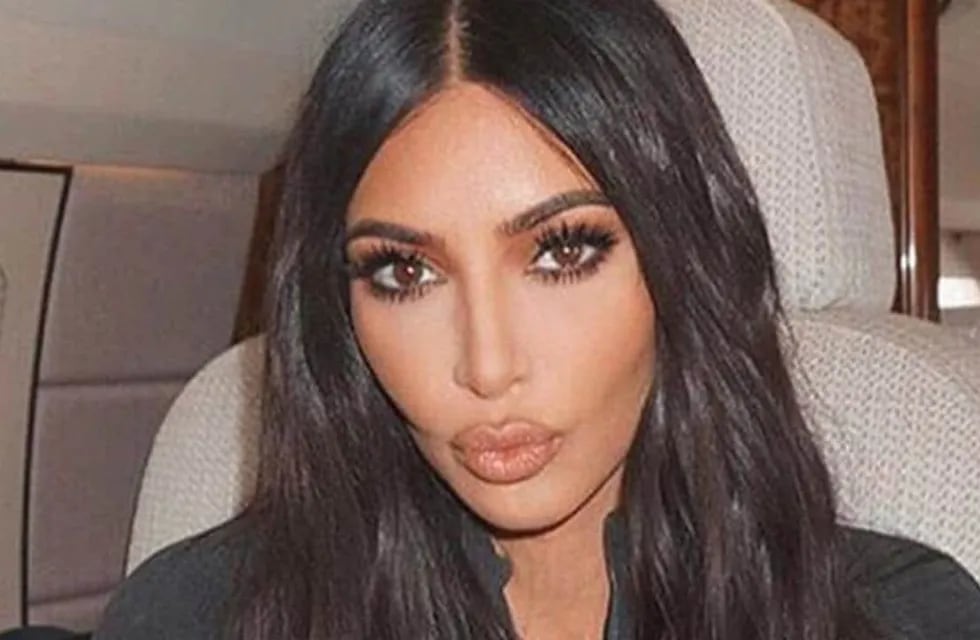 El cirujano de Kim Kardashian reveló cómo es la cola de la famosa en la realidad