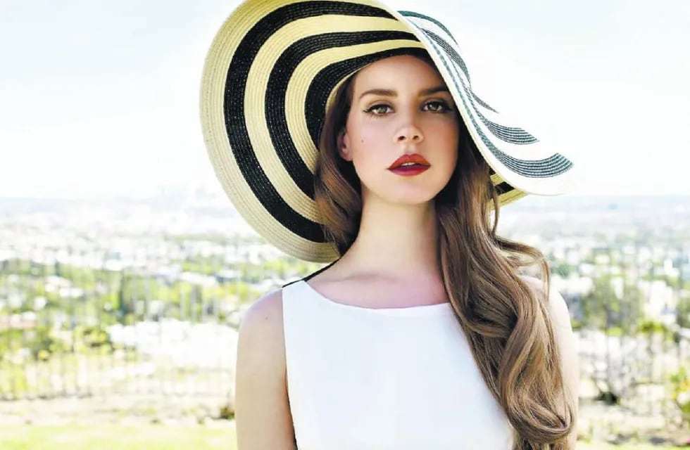 Lana Del Rey: “Aún estoy llena de dudas y de tristeza”