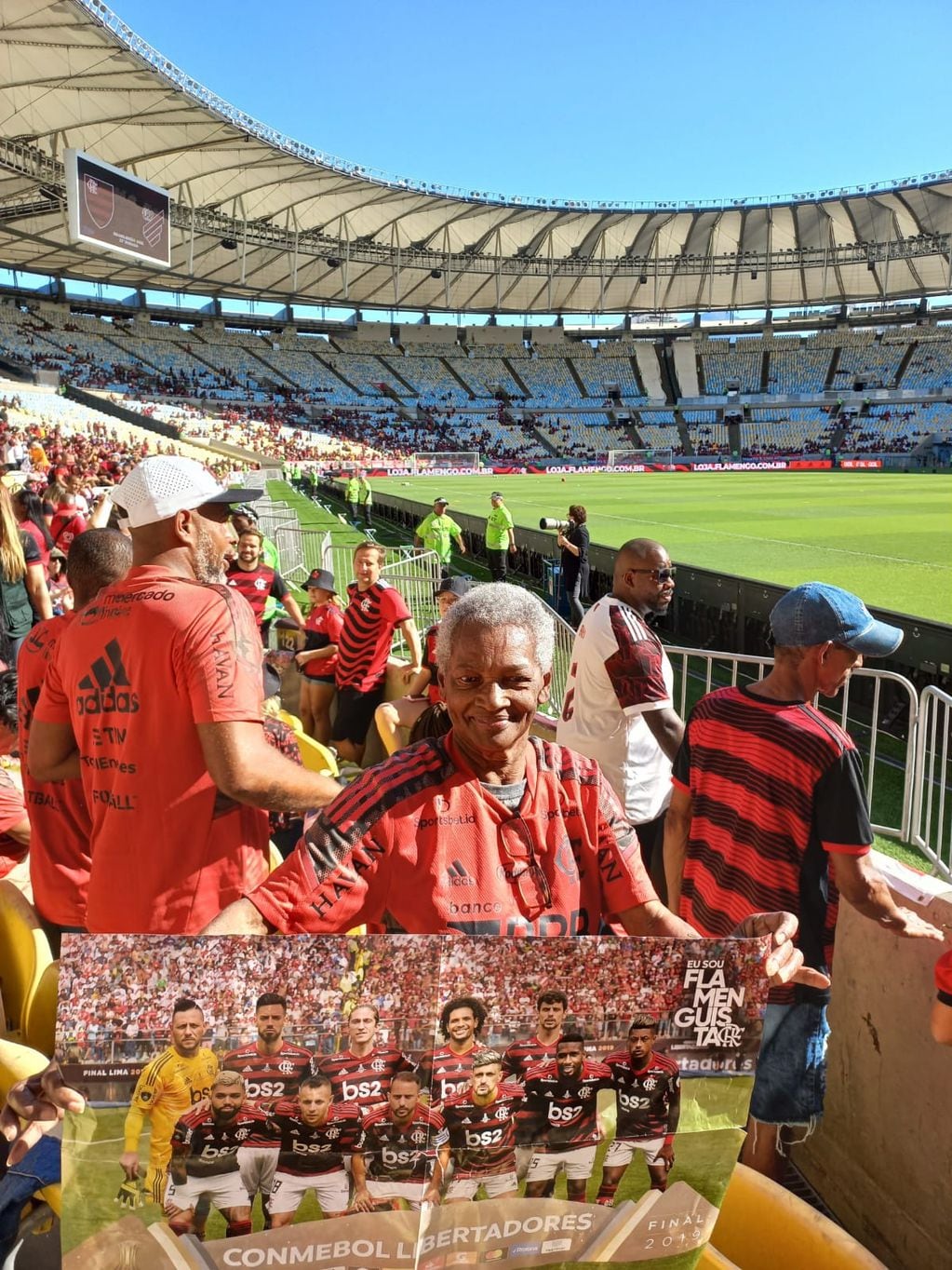 Flamengo lleva por primera vez a personas sin hogar al Maracaná