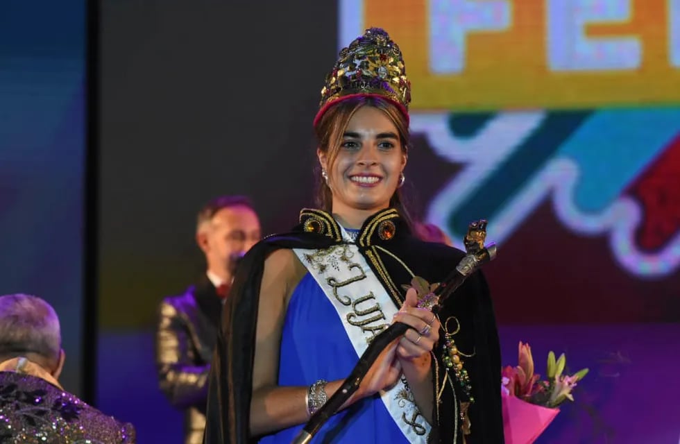 María Guadalupe Althabe (reina lujanina 2020) ostentará la corona y el cetro vendimial un año más; ya que no se elegirá a la sucesora.