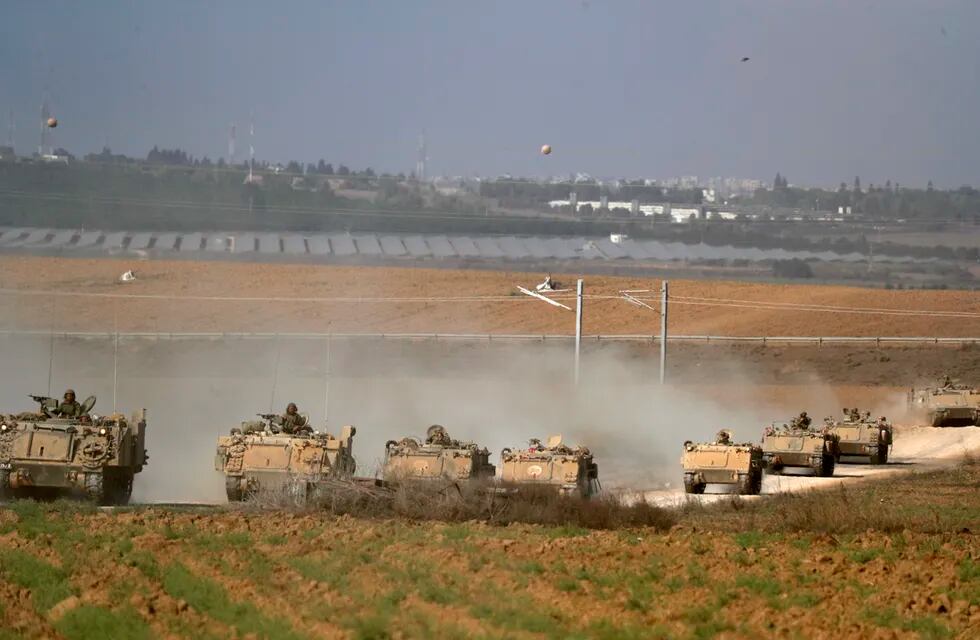 Israel advierte a cientos de miles de habitantes de Gaza que evacuen antes de la prevista invasión terrestre. EFE
