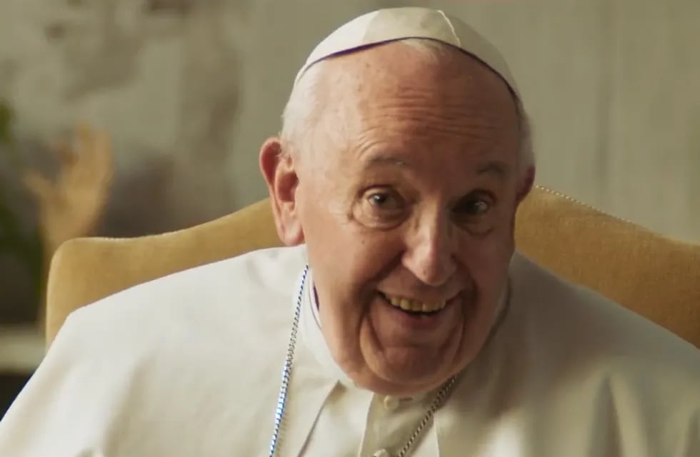 El Papa Francisco responde a inquietudes de los jóvenes. Foto: Captura del tráiler.