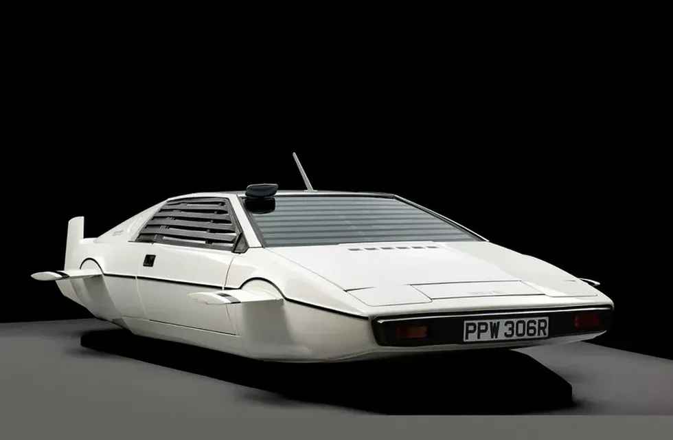 El auto de James Bond que compró Elon Musk. / Foto: Gentileza