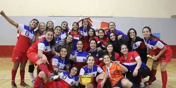 Las chicas de Castiñeira derrotaron a su clásico rival Cementista por 3-2 en la final del torneo que se desarrolló en el Ribosqui.