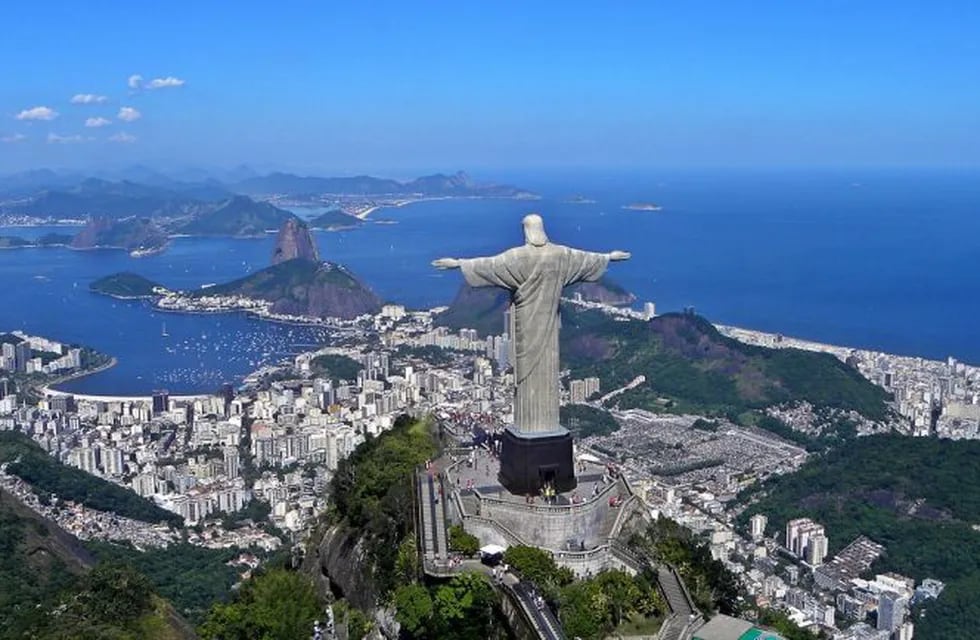 Gran afluencia de turistas argentinos en Brasil.