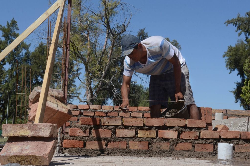 Para levantar una casa de 61 m2 se necesitan, como mínimo, $5.316.028. Foto: José Gutiérrez / Los Andes