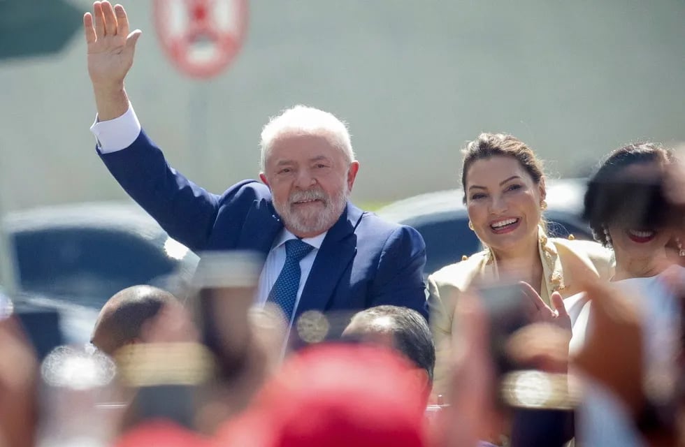 Lula Da Silva asumió este domingo como nuevo presidente de Brasil. Foto: AP