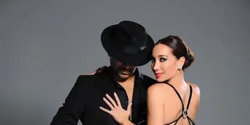 La bailarina llega con “Buenos Aires Tango”, el espectáculo de su compañía con el que recorre el país. Referente de la danza del género, disfruta de su popularidad en el certamen “Bailando por un sueño” y enfrenta todas las críticas. Esta noche en el Teat