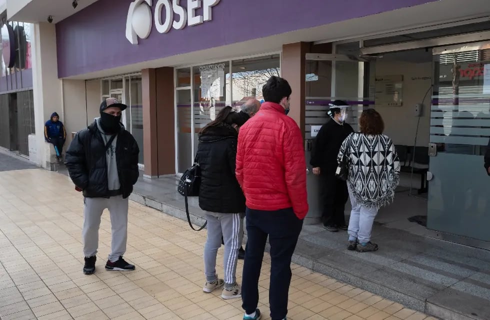 OSEP aumenta un 25% las cuotas de los afiliados voluntarios en octubre. Ignacio Blanco / Los Andes