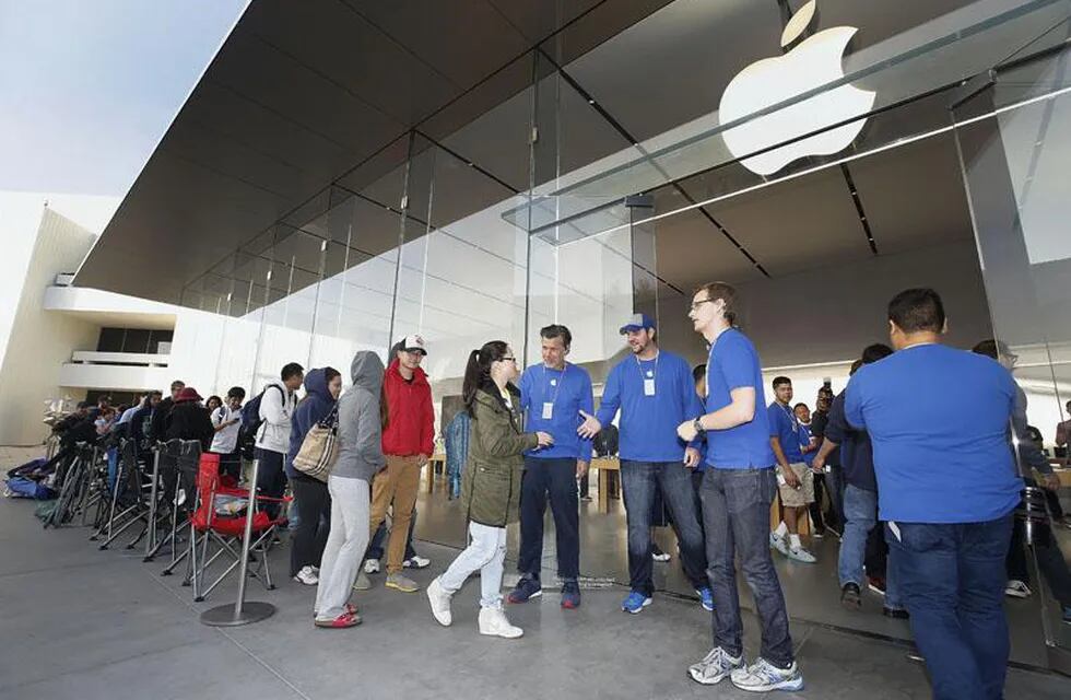 Apple rompe un récord al vender 10 millones de su iPhone 6 en tres días